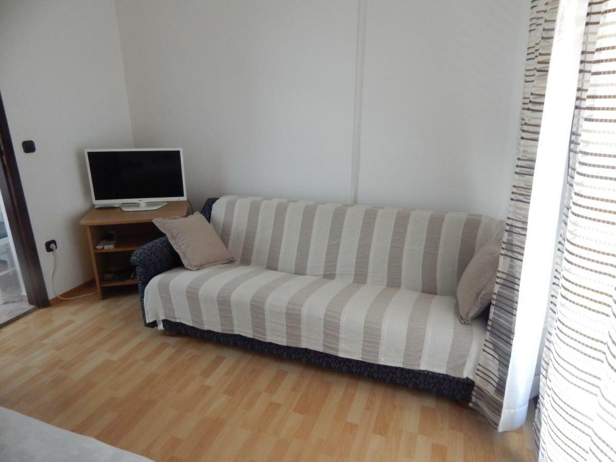 Apartman Duje Petrcane Exterior photo